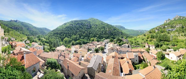 Франция - la roque-sainte-marguerite — стоковое фото