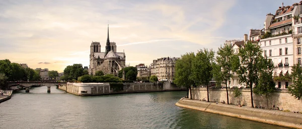 Notre Dame de Paris — Photo