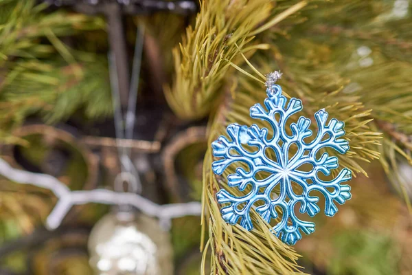 Giocattolo Dell Albero Natale Appeso All Abete — Foto Stock