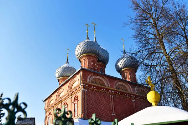 Kostroma Rússia 2021 Cruzes Cúpulas Cebola Igreja Ressurreição Debrya — Fotografia de Stock