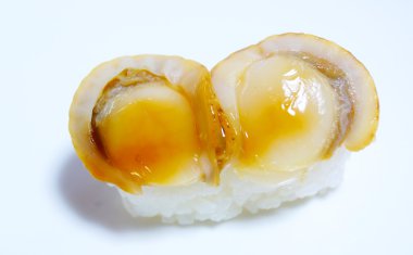 Taze suşi geleneksel Japon yemeği.