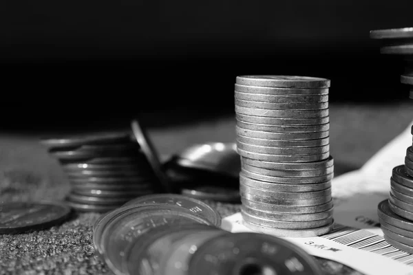 Japon para sikke çanta üzerinde siyah ve beyaz