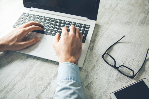 man hand computer keyboard in office