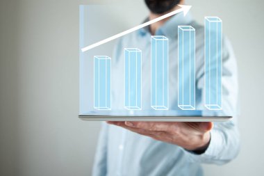 Ekranda grafik olan el tableti