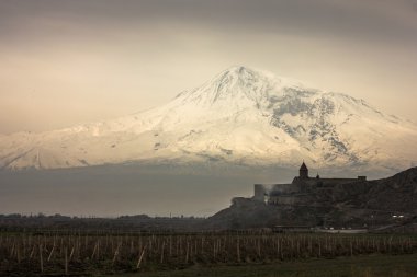 Ağrı Dağı ve Khor Virap
