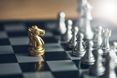 Fikirler, rekabet ve strateji için satranç tahtası oyunu, iş başarısı konsepti