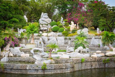 Ağaçlar ile Stone park