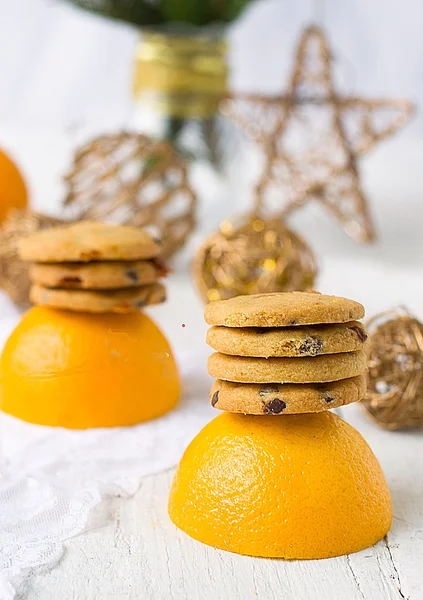 Biscoitos de biscoito com manteiga e chocolate — Fotografia de Stock