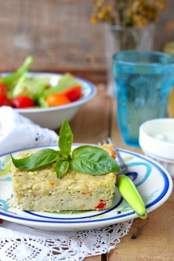 Sebze ve peynir ile patates böregi. Bulgar Ulusal çanak