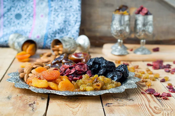 A mixture of dried fruits and nuts — Stock Photo, Image