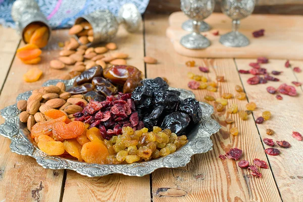 A mixture of dried fruits and nuts — Stock Photo, Image