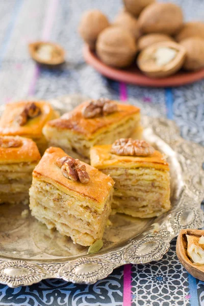 Baklava, bonbons orientaux traditionnels — Photo