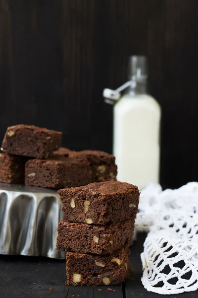 Chocolate brownies on a dark background — Stock Photo, Image