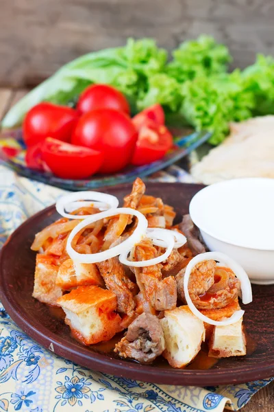 Iskender kebab - traditional turkish food — Stock Photo, Image