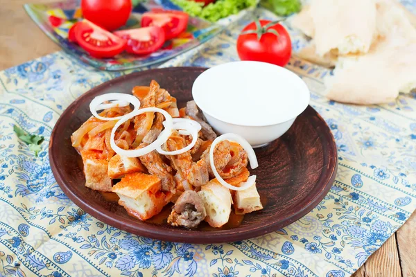 Iskender kebap - geleneksel yemek — Stok fotoğraf