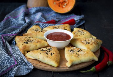Samosa kabak ile-geleneksel oryantal hamur işleri