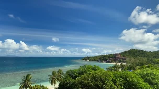 Bella Tropicale Spiaggia Turistica Con Onde Acqua Onde Oceaniche Paesaggi — Video Stock