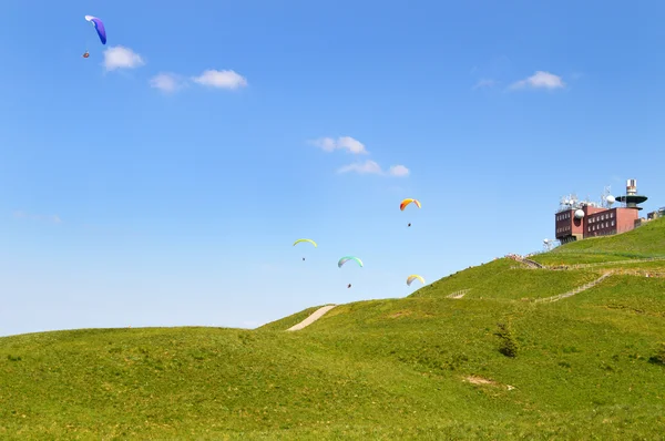 Paragliding and weather station — Stock Photo, Image