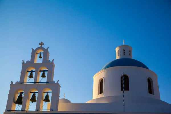 Igreja Cúpula Sinos Santorini Ilha Grega — Fotografia de Stock