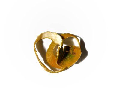 Beyaz arka planda izole edilmiş Guatemala 'nın tipik olgun mandalina kabuğu. Tropikal meyve, doğal doku ve organik gıda kavramı.