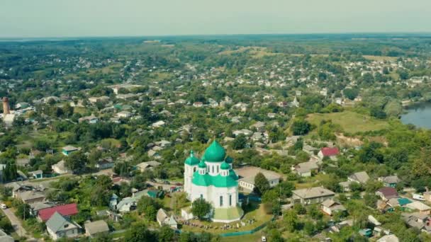 Letecký Pohled Krásný Starý Kostel Během Náboženského Procesí Novgorodu Severského — Stock video