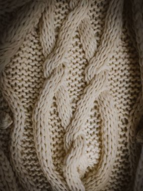 Örgü eşarp, yakın plan.