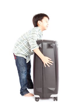 erkeğin bavulla duran