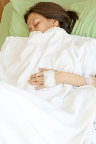 Mujeres pacientes en el hospital —  Fotos de Stock