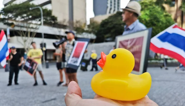 Brisbane Australia Noviembre 2020 Pato Amarillo Goma Representa Símbolo Personas — Foto de Stock