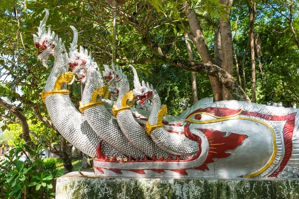 White serpent in buddhist temple. — Stock Photo, Image