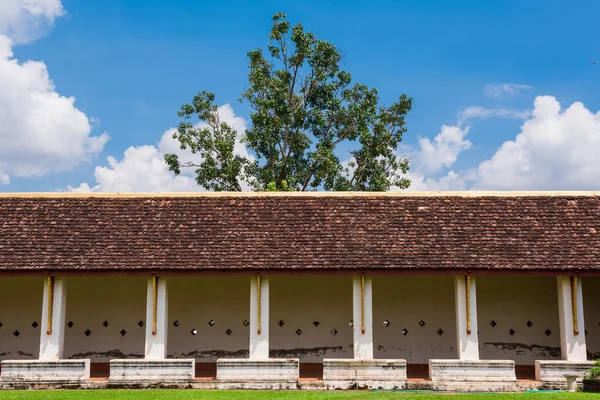 Muralhas do templo as artes elementos arquitetônicos que devem ser atendidas fi — Fotografia de Stock