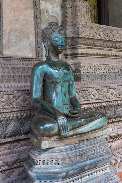 Stary posągów Buddy w Haw Phra Kaew, Vientiane, — Zdjęcie stockowe