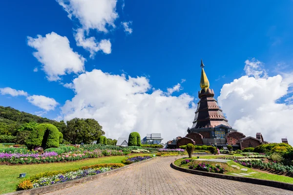 Pagode em Doi Inthanon. Chiang Mai, Tailândia — Fotografia de Stock