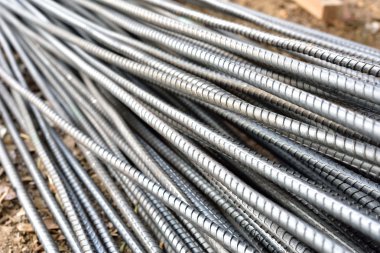 Çelik çubuklar ya da inşaat işi için kullanılan barlar