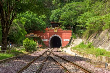 Khun Tan tünel Lamphun Eyaleti, (en uzun tünelde Thailan