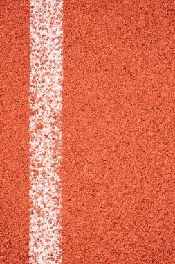 Beyaz çizgi dokusu ile koşu parkuru.