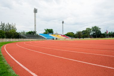 stadyumda koşu pisti