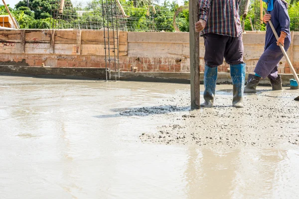 Stukadoor concrete cement vloer topping met float — Stockfoto