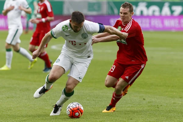 Ferencvaros - Dvsc ungerska Cup semifinalen fotbollsmatch — Stockfoto