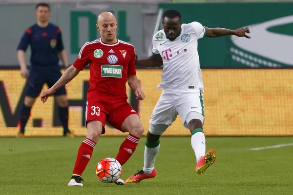 Ferencvaros - DVSC Copa de Hungría semifinal de fútbol — Foto de Stock