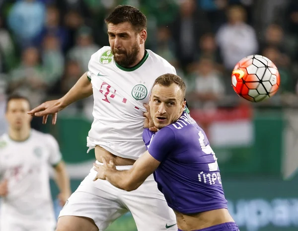 Ferencvaros - Ujpest OTP Bank League football match — Stock Photo, Image