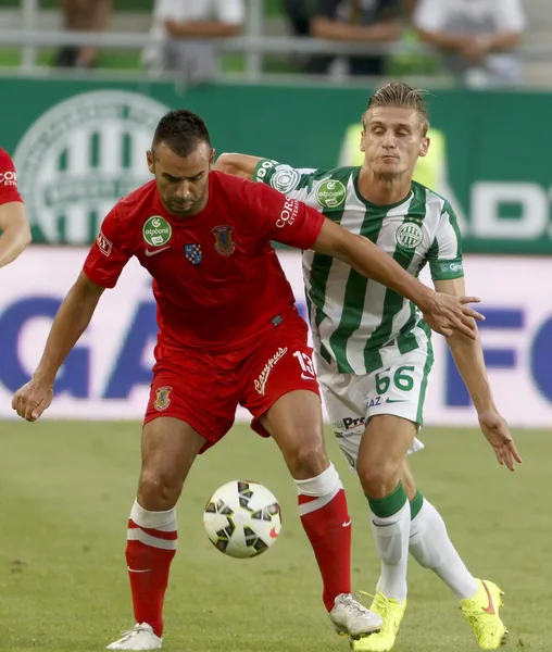 Ferencvaros vs Dunaujvaros OTP Bank League partido de fútbol — Foto de Stock