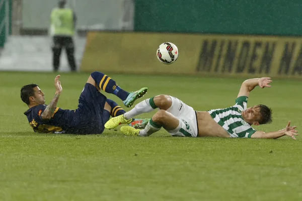 Ferencvaros vs. Puskas Akademia OTP Bank League jogo de futebol — Fotografia de Stock