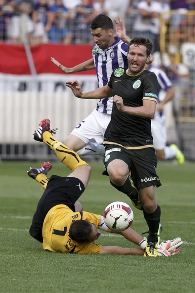 Ujpest ferencvaros otp Bankası Ligi Futbol vs maç — Stok fotoğraf