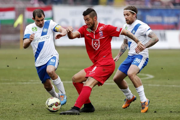 MTK vs. Videoton OTP Banco Liga jogo de futebol — Fotografia de Stock