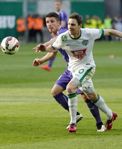 Ferencvaros 与 Ujpest Otp 银行联盟足球比赛 — 图库照片