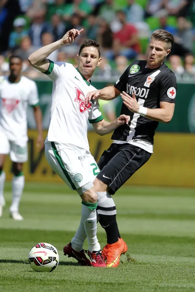 Ferencvaros vs. Dvtk Otp Bank ligan fotbollsmatch — Stockfoto