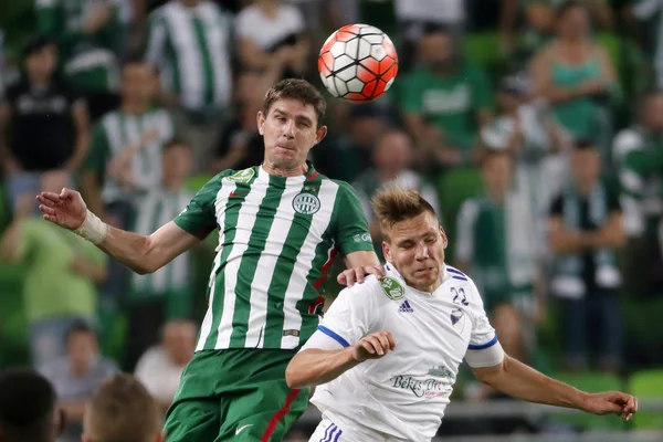 Ferencvaros vs. Bekescsaba OTP Bank League jogo de futebol — Fotografia de Stock