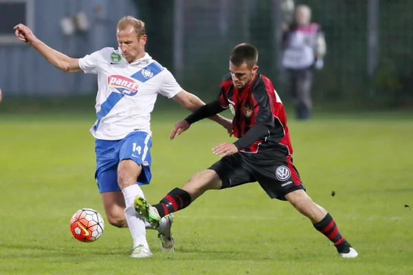 MTK vs. Honved OTP Bank League jogo de futebol — Fotografia de Stock