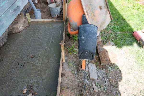 Reparación Del Área Ciega Alrededor Casa Pueblo — Foto de Stock